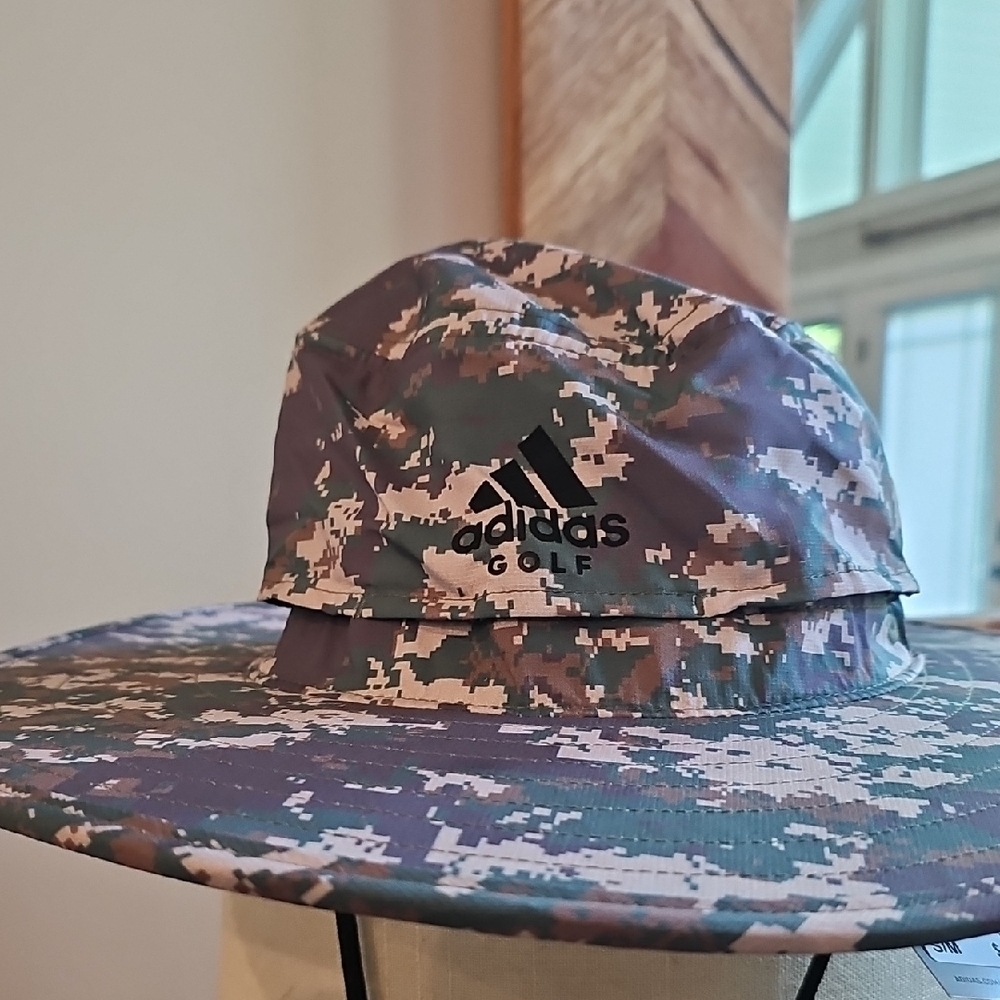 Adidas Camouflage Golf Hat Set With White Adidas Socks Nwt